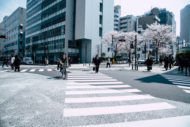 成都为何勤工俭学对在日本的留学生的职业生涯至关重要？